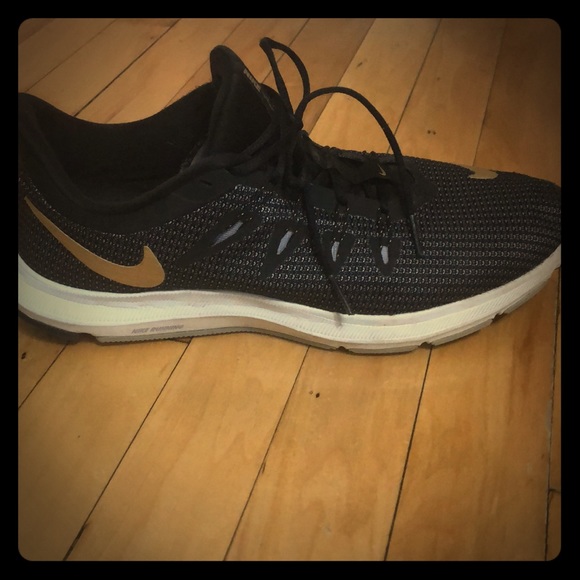 Nike Shoes - COPY - Nike Running Shoe Size 10